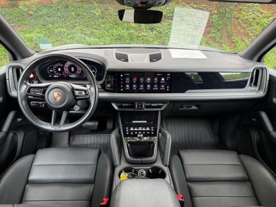 2024 Porsche Cayenne Base