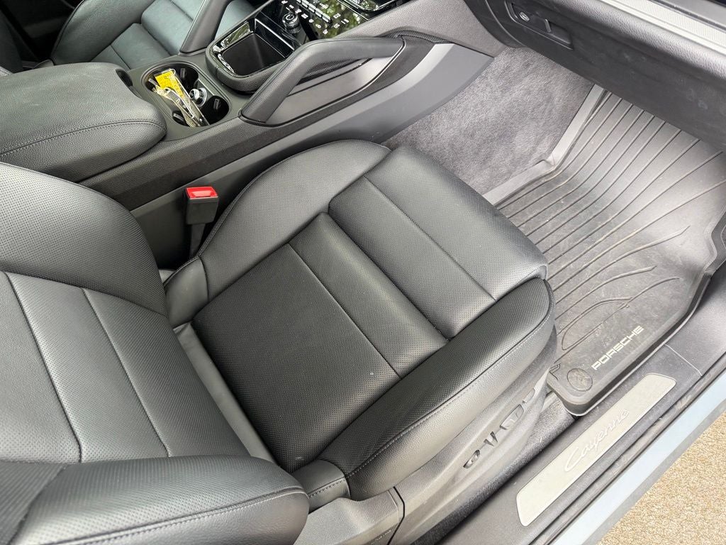 2024 Porsche Cayenne Base