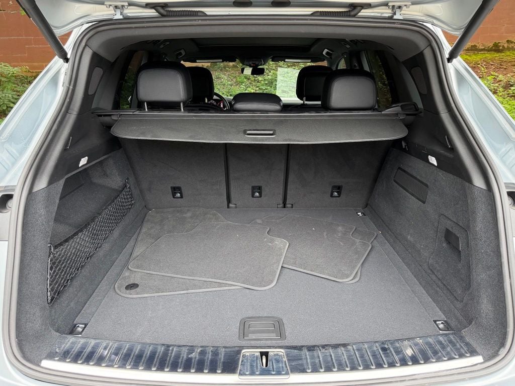 2024 Porsche Cayenne Base