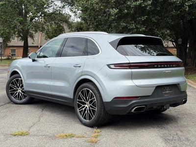 2024 Porsche Cayenne Base