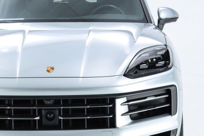 2024 Porsche Cayenne Base