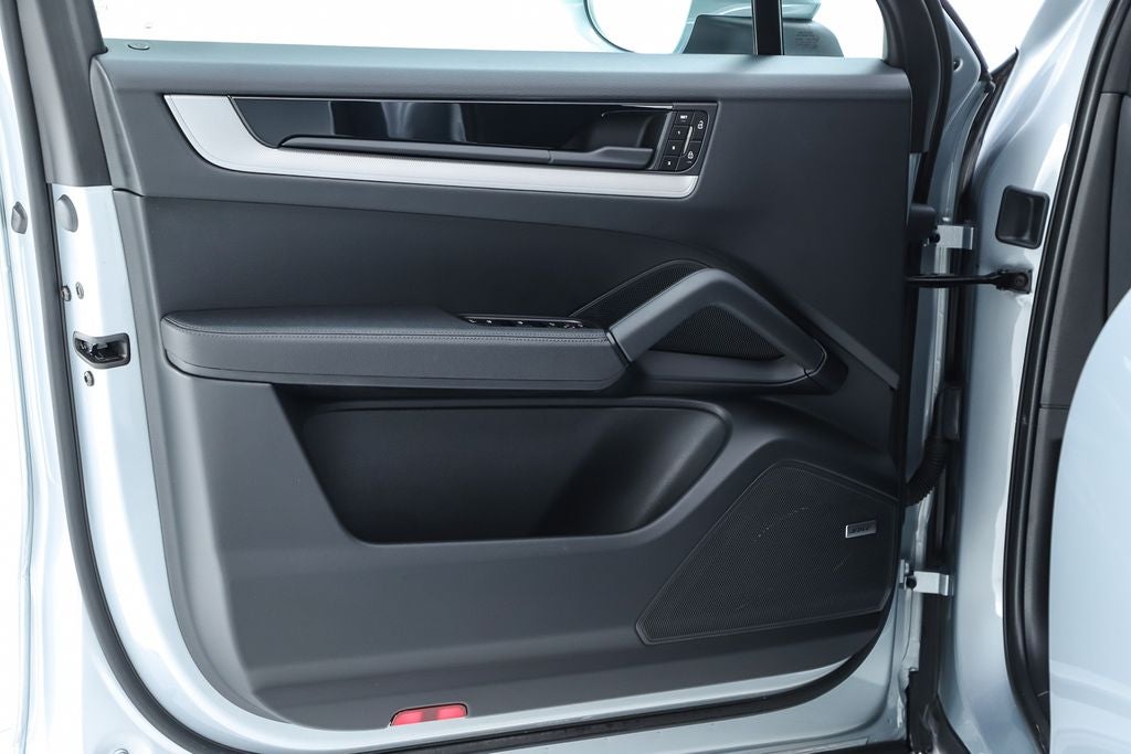 2024 Porsche Cayenne Base