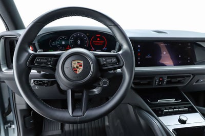 2024 Porsche Cayenne Base