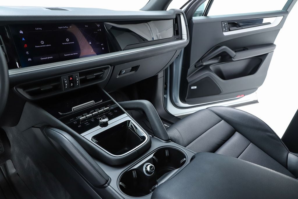 2024 Porsche Cayenne Base