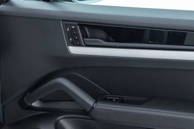 2024 Porsche Cayenne Base