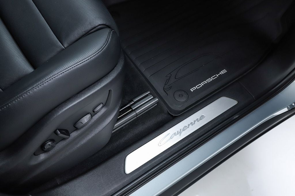 2024 Porsche Cayenne Base