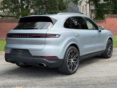 2024 Porsche Cayenne Base