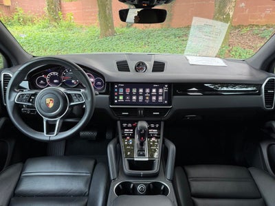 2023 Porsche Cayenne Base