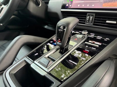 2023 Porsche Cayenne Base
