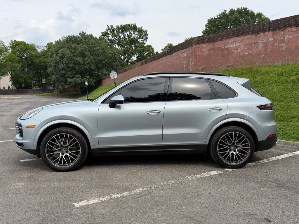 2023 Porsche Cayenne Base