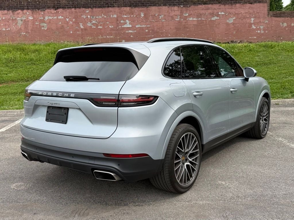 2023 Porsche Cayenne Base