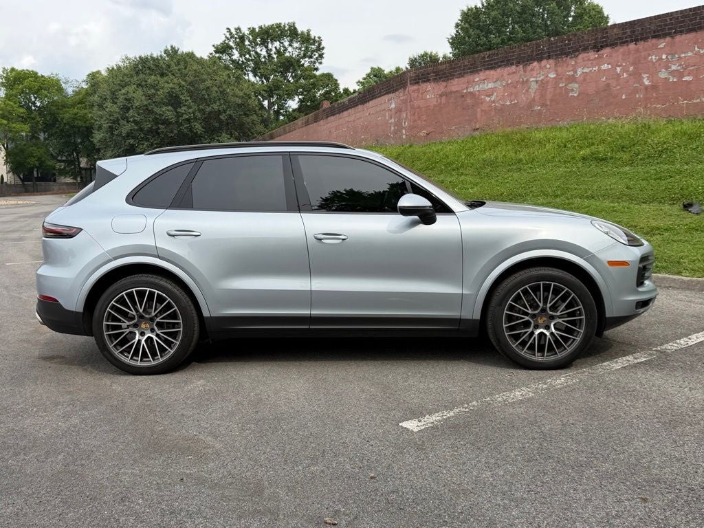 2023 Porsche Cayenne Base