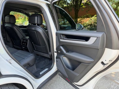 2026 Porsche Cayenne Base