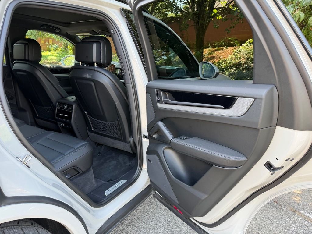 2026 Porsche Cayenne Base