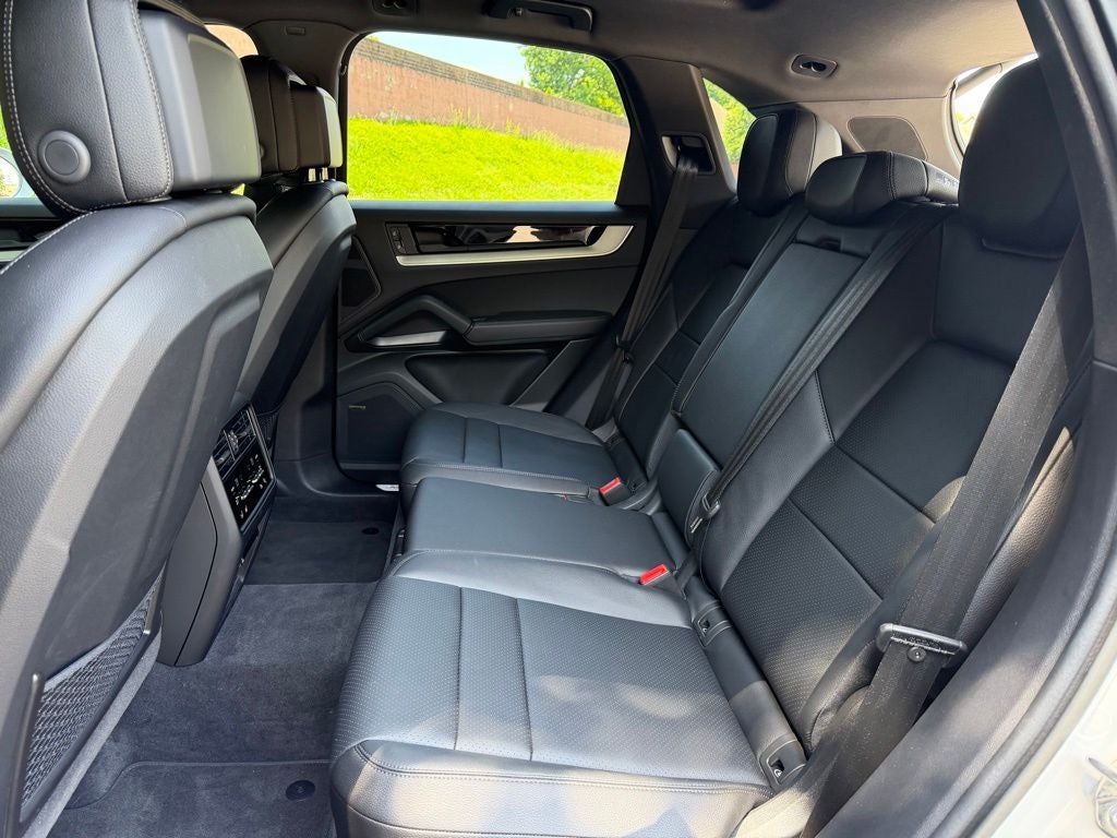 2026 Porsche Cayenne Base