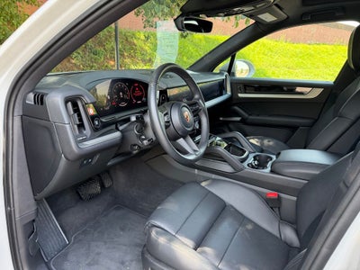 2026 Porsche Cayenne Base
