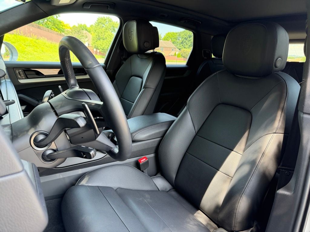 2026 Porsche Cayenne Base
