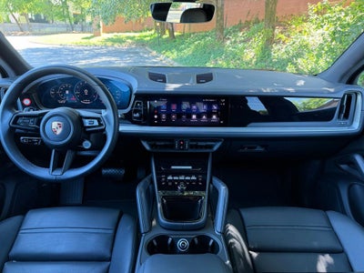 2026 Porsche Cayenne Base