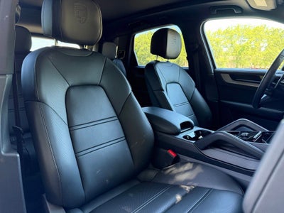 2026 Porsche Cayenne Base