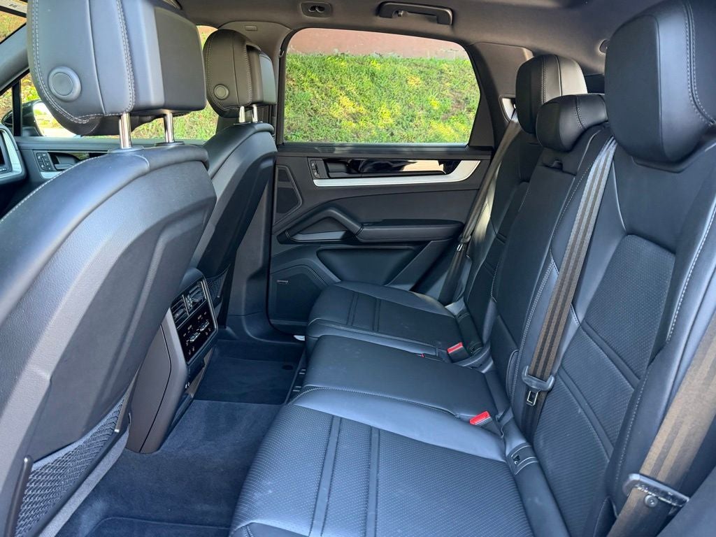 2026 Porsche Cayenne Base
