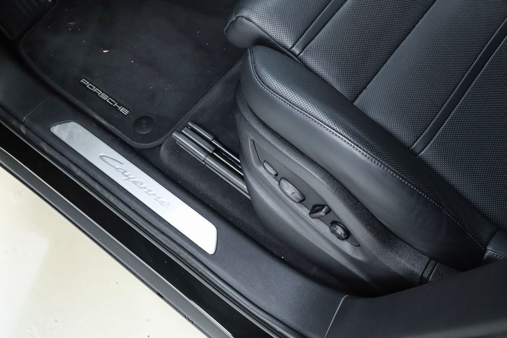 2026 Porsche Cayenne Base