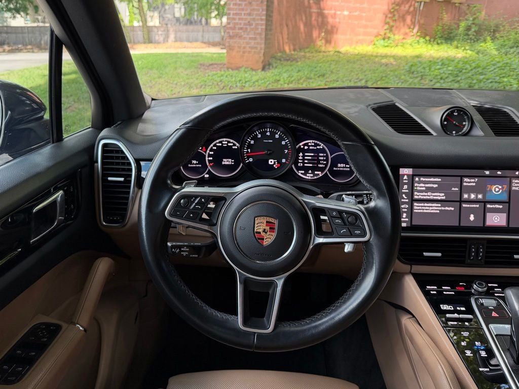 2021 Porsche Cayenne Base