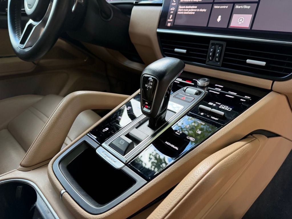 2021 Porsche Cayenne Base