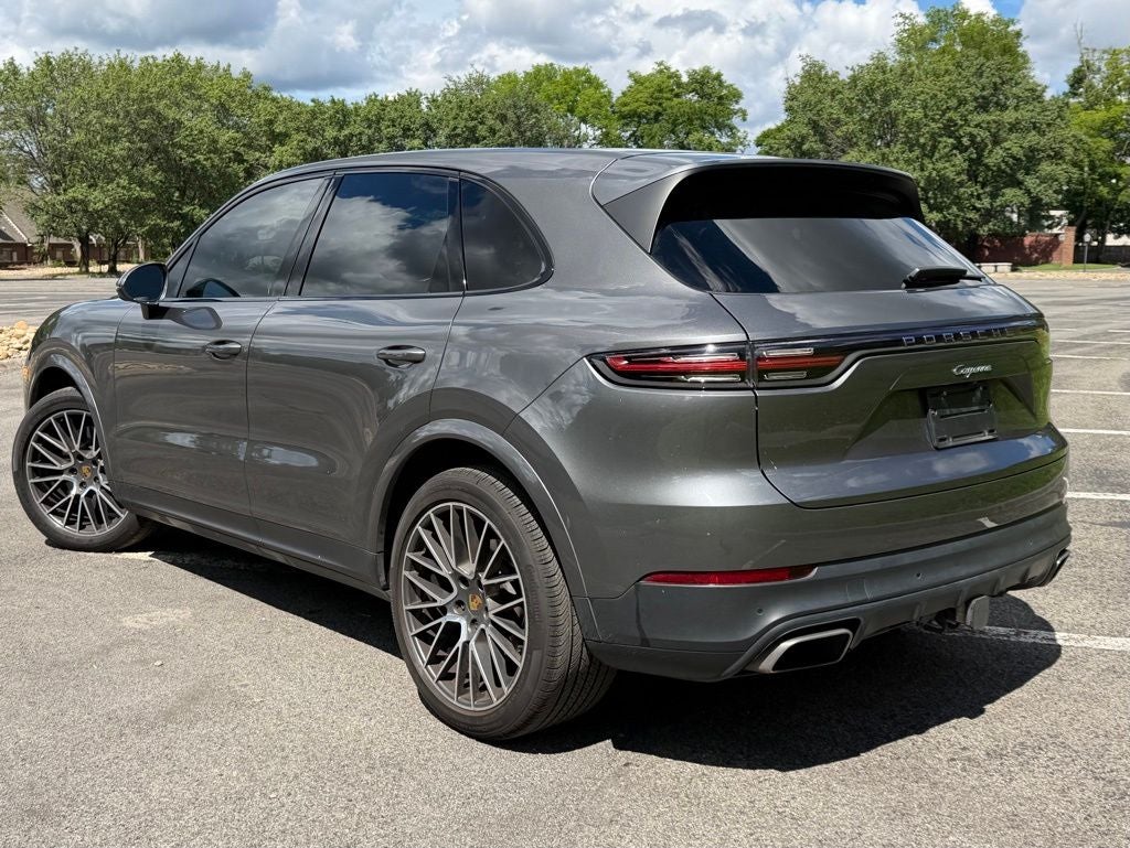 2021 Porsche Cayenne Base