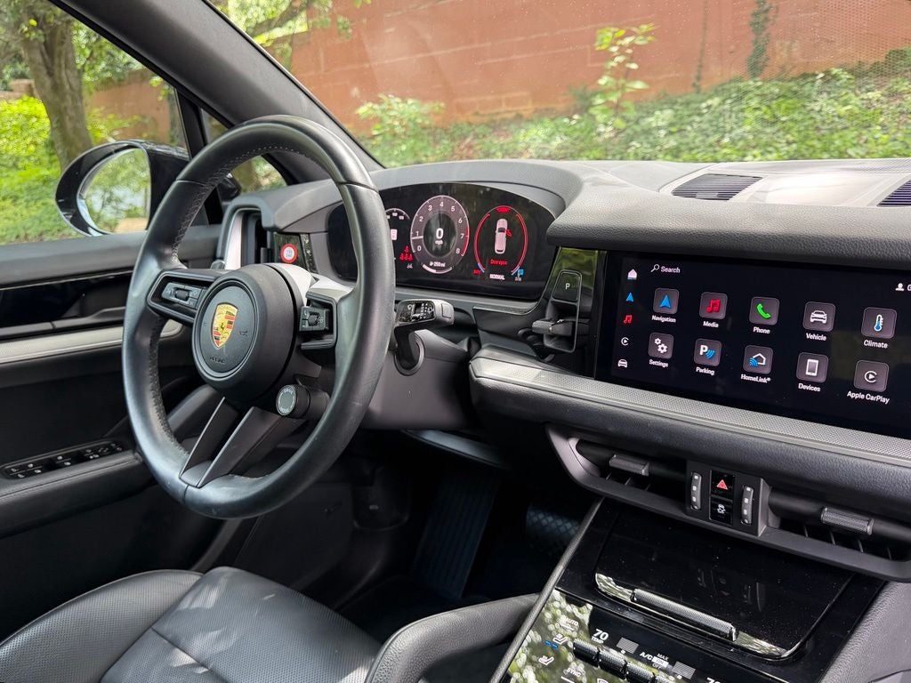 2024 Porsche Cayenne Base