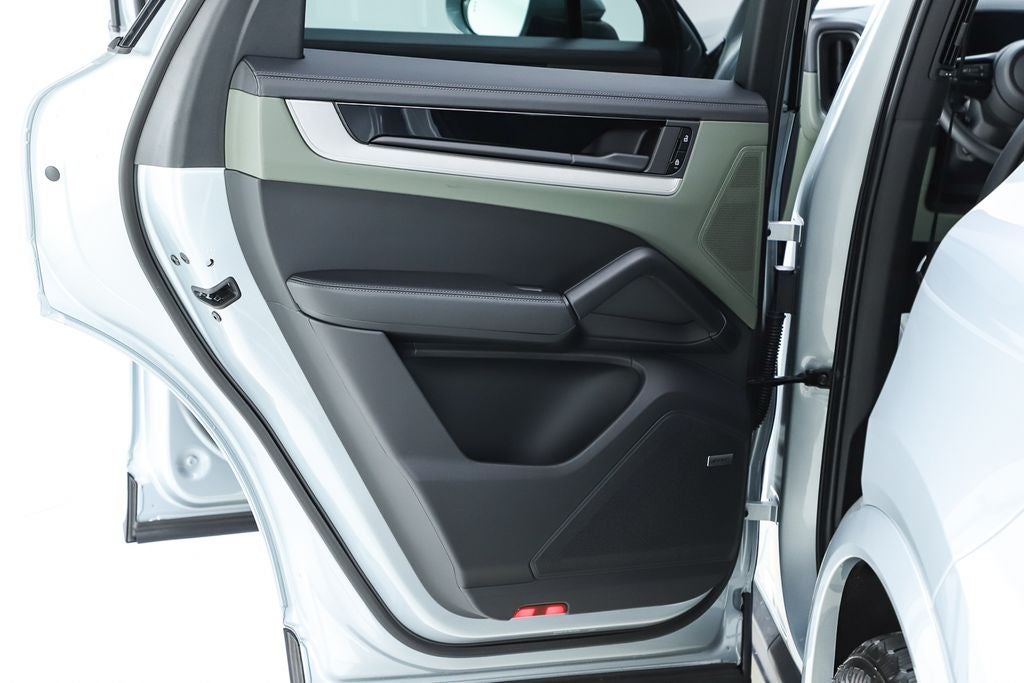 2026 Porsche Cayenne Base