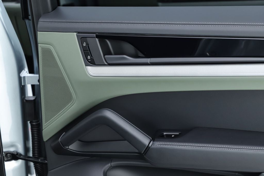 2026 Porsche Cayenne Base