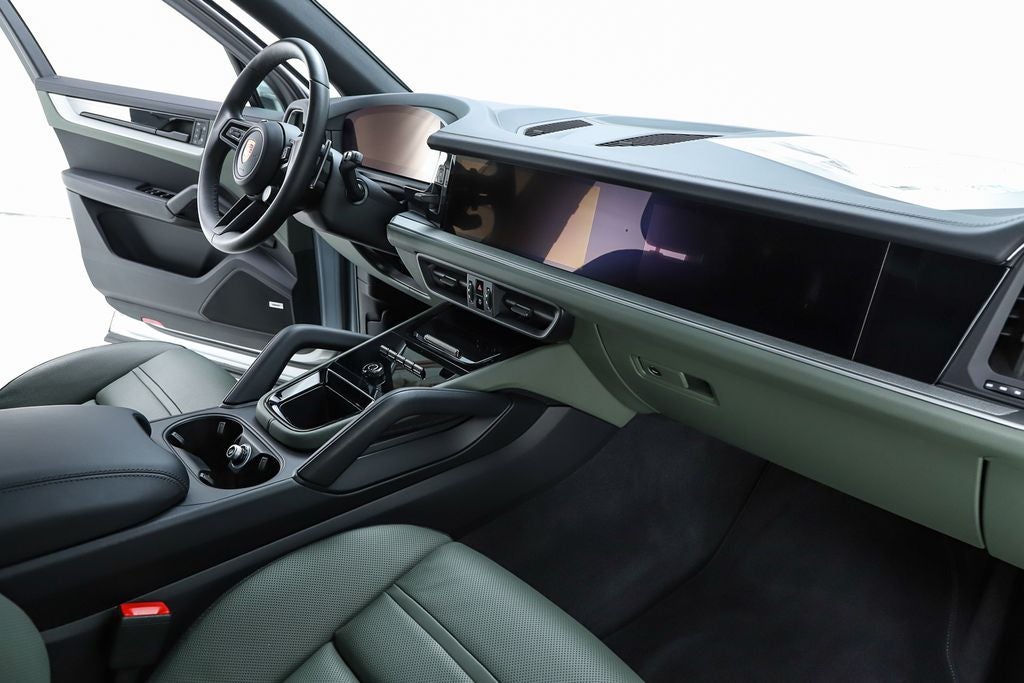 2026 Porsche Cayenne Base