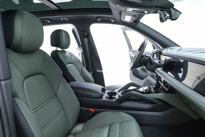 2026 Porsche Cayenne Base