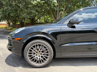 2023 Porsche Cayenne Platinum Edition