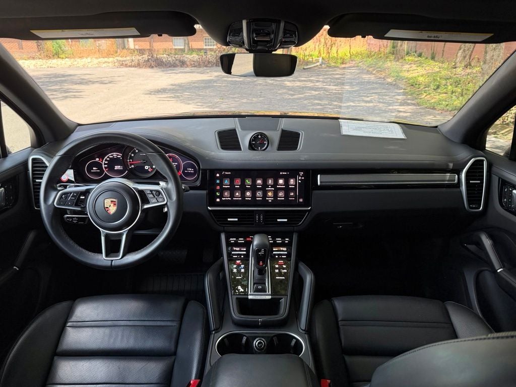 2023 Porsche Cayenne Platinum Edition