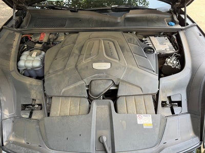 2023 Porsche Cayenne Platinum Edition