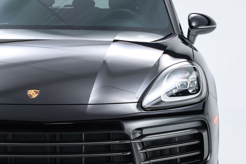 2023 Porsche Cayenne Platinum Edition