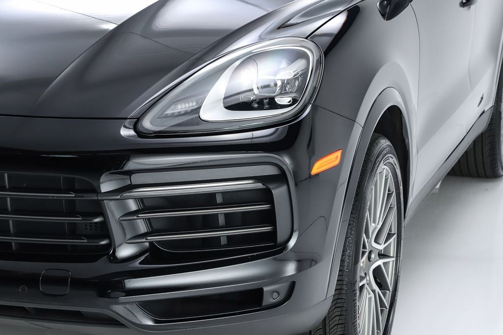 2023 Porsche Cayenne Platinum Edition