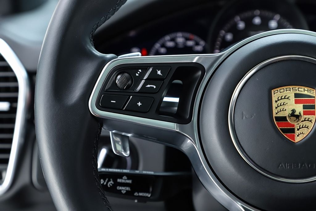 2023 Porsche Cayenne Platinum Edition