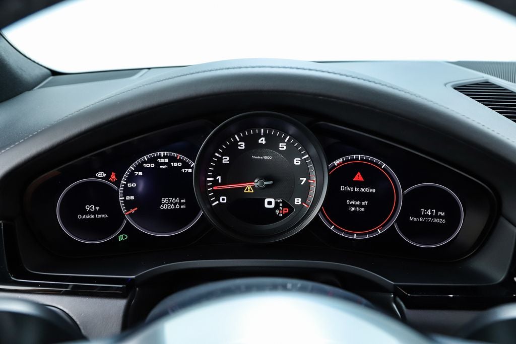 2023 Porsche Cayenne Platinum Edition