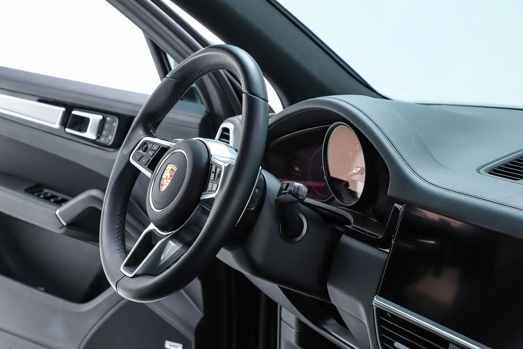 2023 Porsche Cayenne Platinum Edition