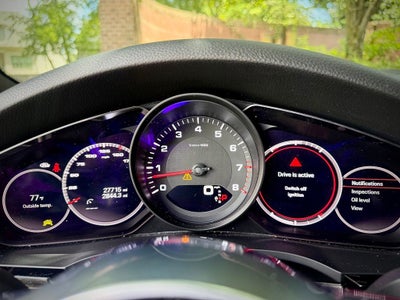 2023 Porsche Cayenne Base