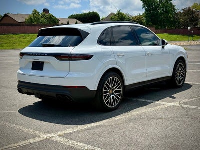 2023 Porsche Cayenne Base