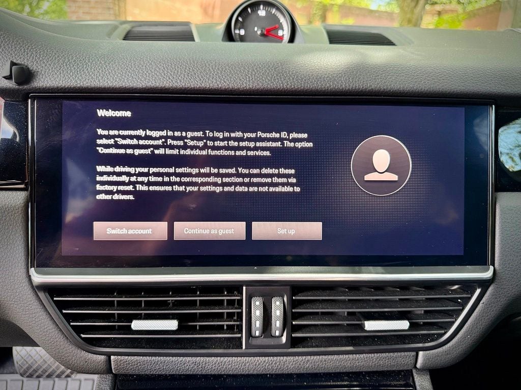 2023 Porsche Cayenne Base