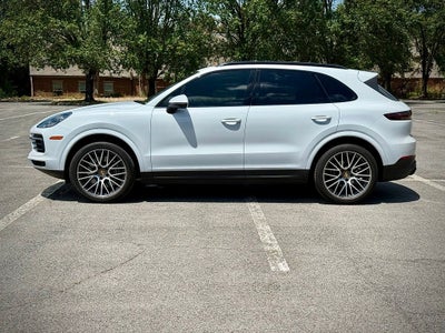 2023 Porsche Cayenne Base