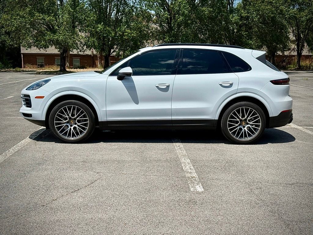 2023 Porsche Cayenne Base