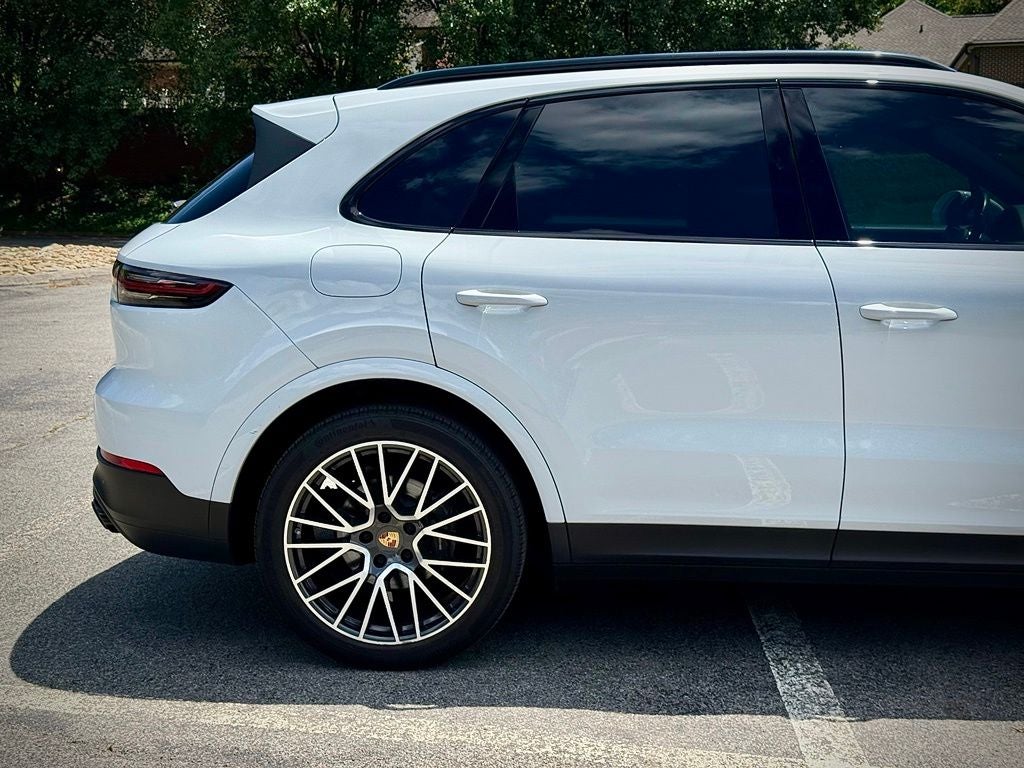 2023 Porsche Cayenne Base