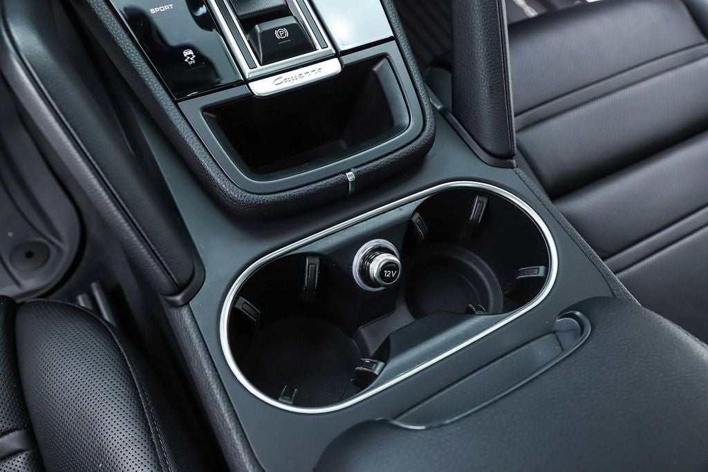 2023 Porsche Cayenne Base