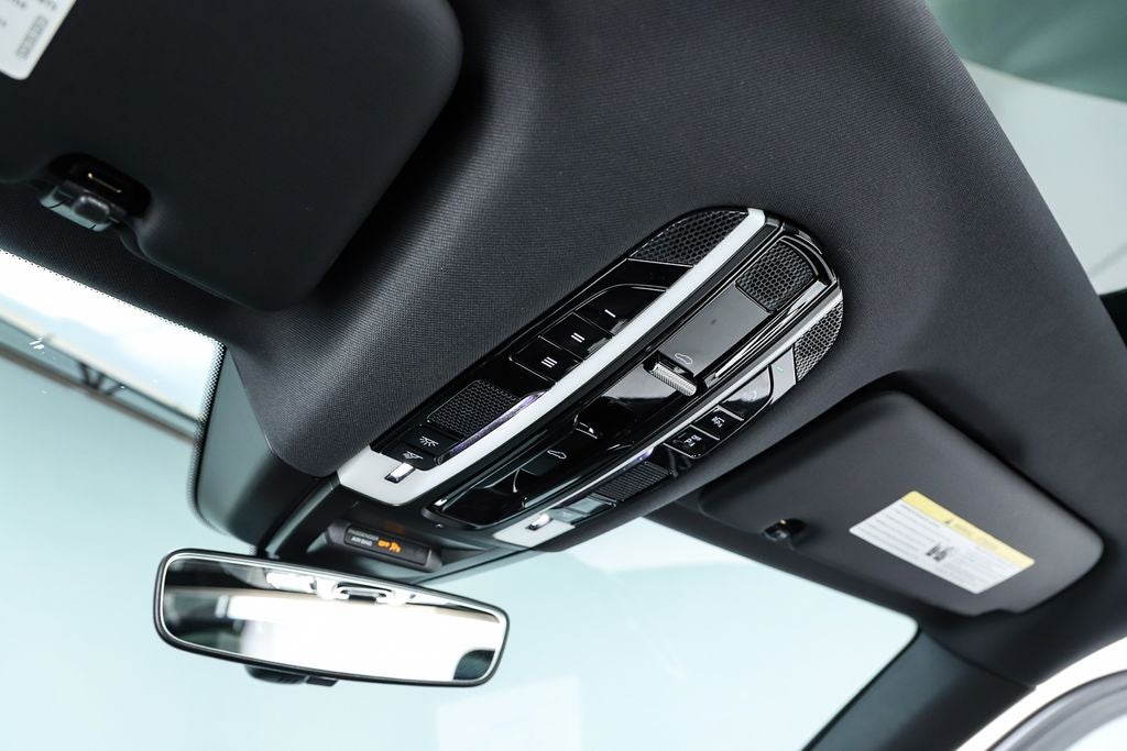 2023 Porsche Cayenne Base