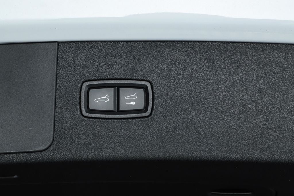 2023 Porsche Cayenne Base